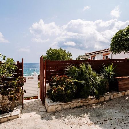 Skinária Floreika Studio By The Sea מראה חיצוני תמונה